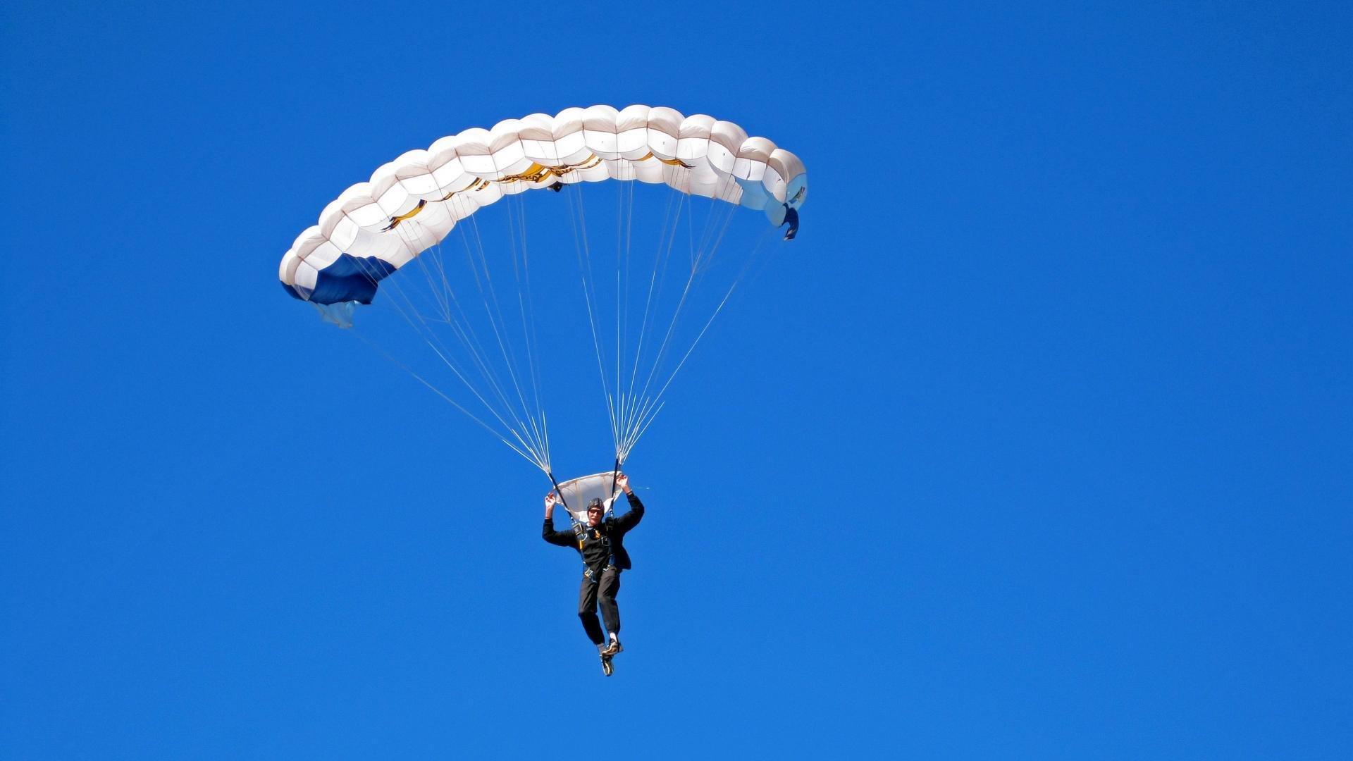 纳达尔强势回归红土赛场 法网前状态引关注