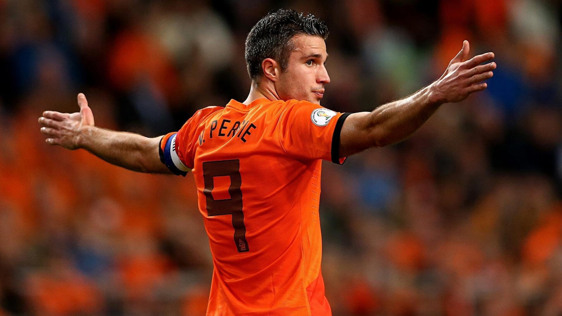 蝶泳新星闪耀国际泳联锦标赛，破纪录表现引爆全场